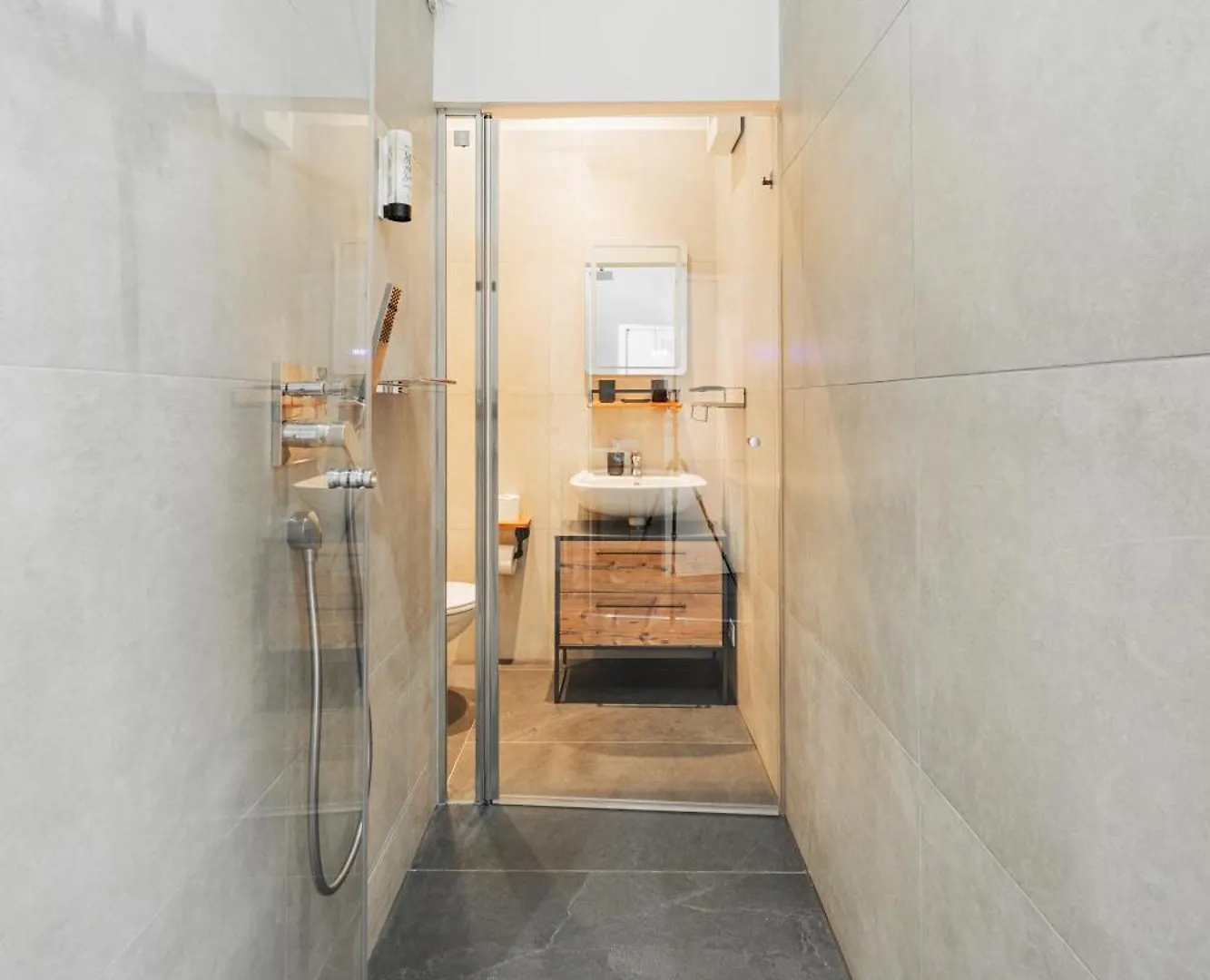 Classy Premium Studio With Free Parking Apartment Vienna